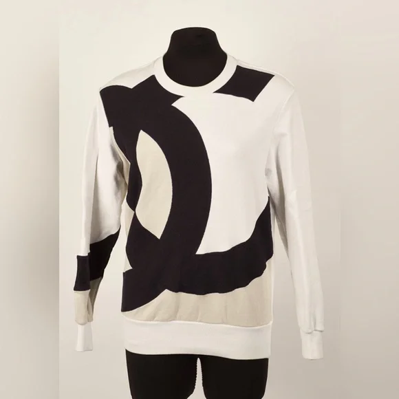 Authentic CHANEL CC Logo Crew Neck Sweatshirt Jumper Pullover Top ⭐️AUTHENTIC 38